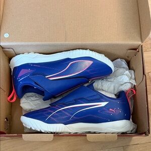 NIB Puma Ultra 5 Play V TT Jr Turf Shoes Boys & Girls Size 4